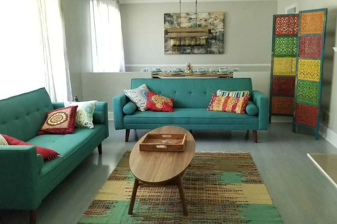 Boho By The Water! 1750Sqft - Fishing & Sleeps 10! Villa Charlotte 0*,