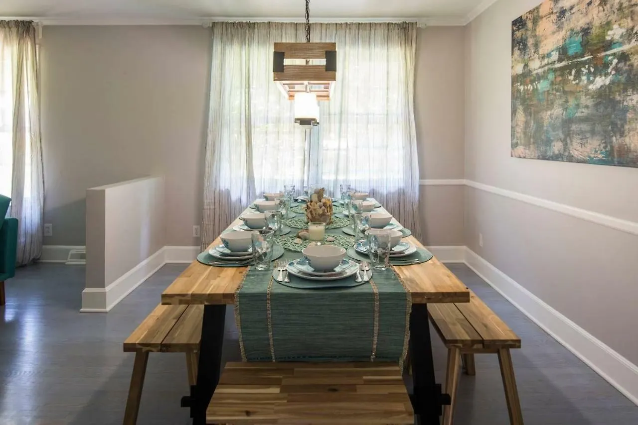 Boho By The Water! 1750Sqft - Fishing & Sleeps 10! Villa Charlotte Holiday home