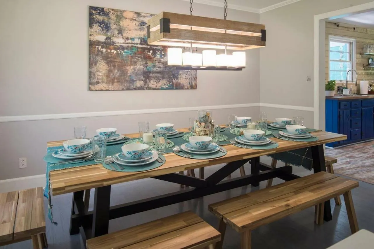 Holiday home Boho By The Water! 1750Sqft - Fishing & Sleeps 10! Villa Charlotte