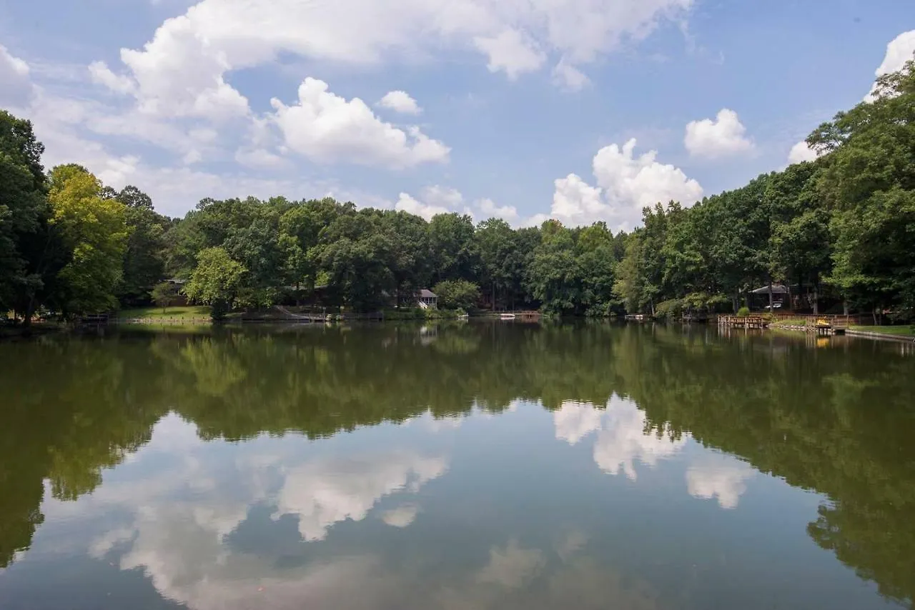 Boho By The Water! 1750Sqft - Fishing & Sleeps 10! Villa Charlotte 0*,  United States