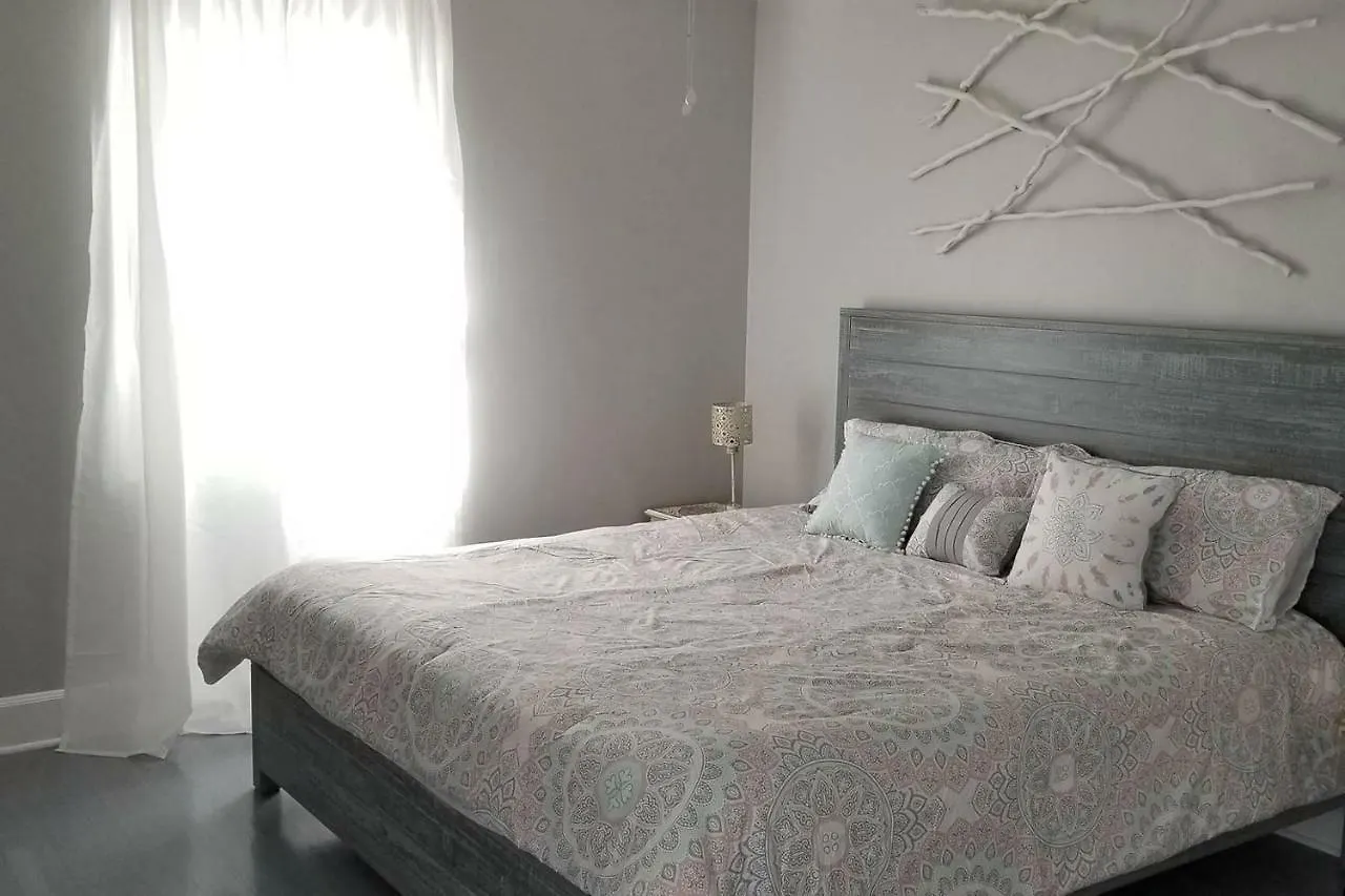 Vila Boho By The Water! 1750Sqft - Fishing & Sleeps 10! Charlotte Prázdninový dům